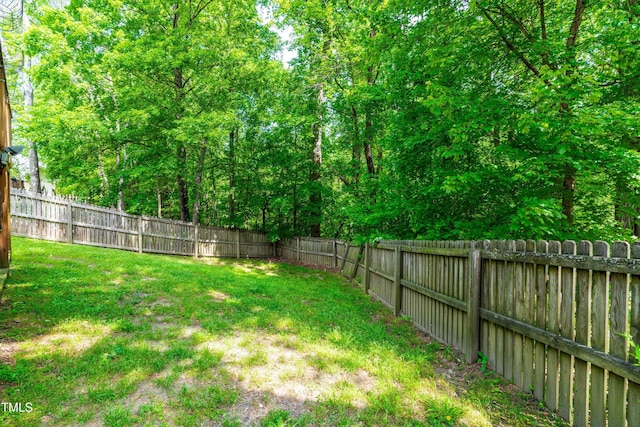 8600 Clivedon Dr, Raleigh, NC 27615 - view of yard