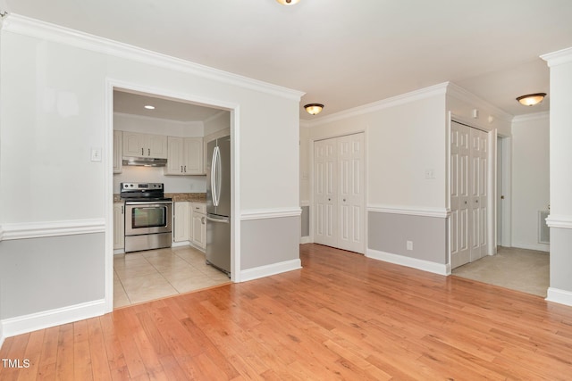 200 Weybossett Rd, Henderson, NC 27537 - interior space with baseboards, ornamental molding, and light wood-style flooring