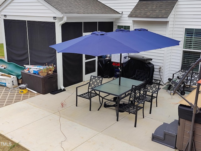 view of patio / terrace with outdoor dining space