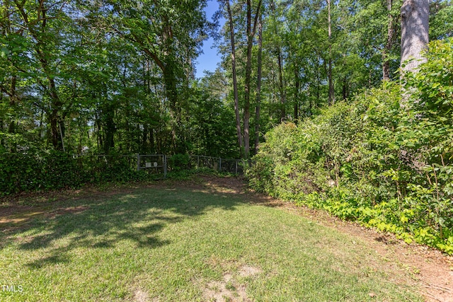 view of yard featuring fence
