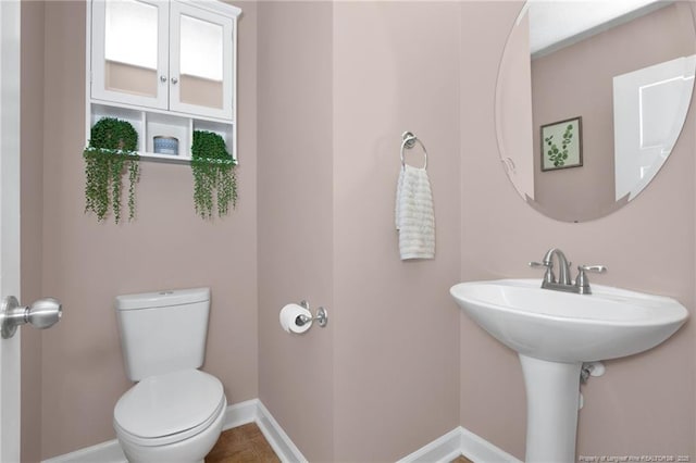 4258 Cherry Hill Ln, Fayetteville, NC 28312 - half bath with toilet, baseboards, and a sink