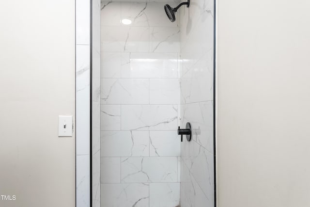 2917 Trail Six, Burlington, NC 27215 - bathroom view of tiled shower