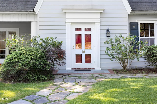 19 Oak Dr, Durham, NC 27707 - entrance to property featuring a shingled roof and a yard