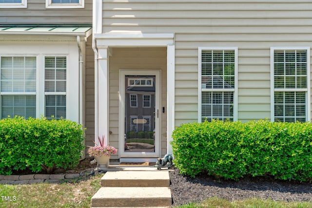 view of exterior entry