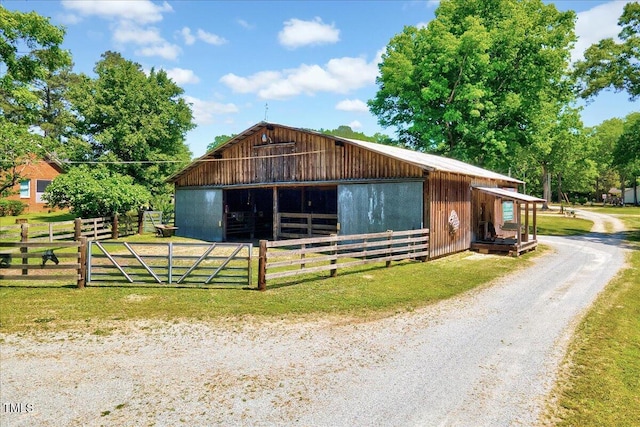 206 Kittys Ln, Erwin, NC 28339 - view of stable