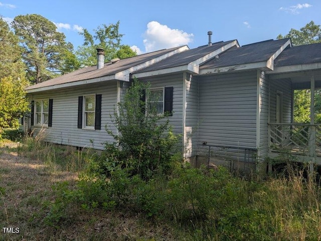 view of home's exterior