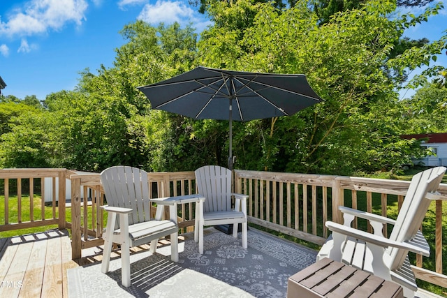 view of wooden deck