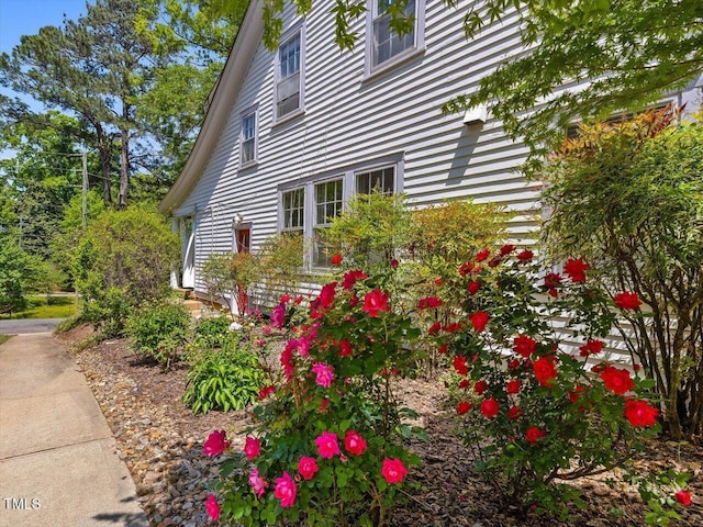 view of home's exterior