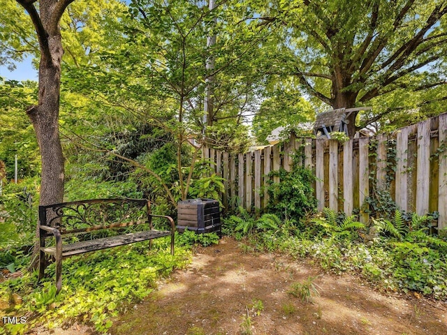 view of yard featuring fence