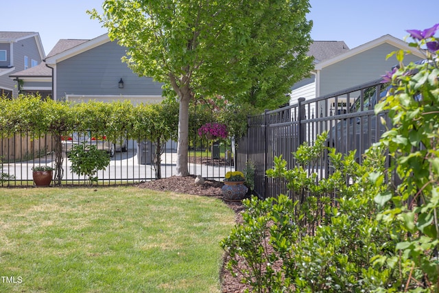 view of yard with fence