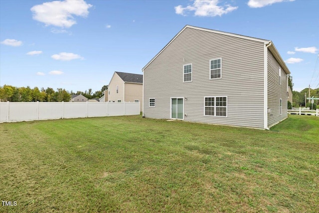 3912 Huntsmoor Ln, Wilson, NC 27896 - rear view of property with fence and a yard