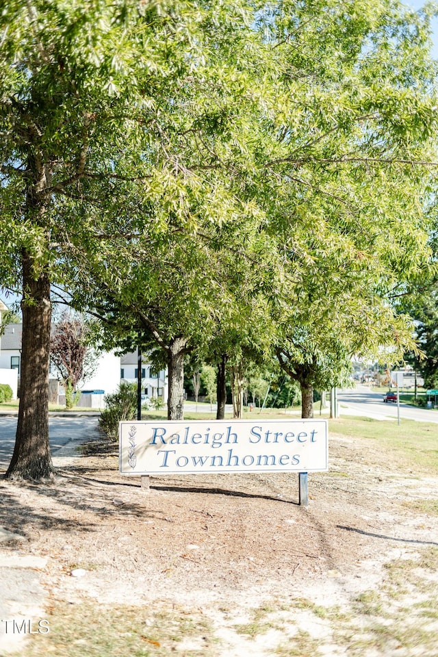 278 S Raleigh St, Angier, NC 27501 - view of community sign