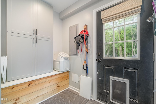 553 Isley Rd, Haw River, NC 27258 - mudroom featuring baseboards