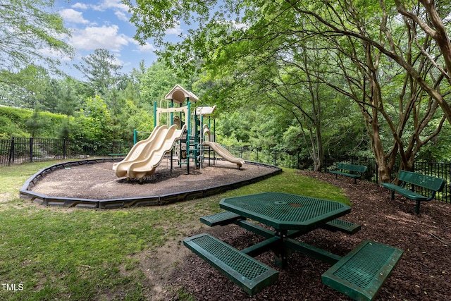 312 Grassy Point Rd, Apex, NC 27502 - view of communal playground