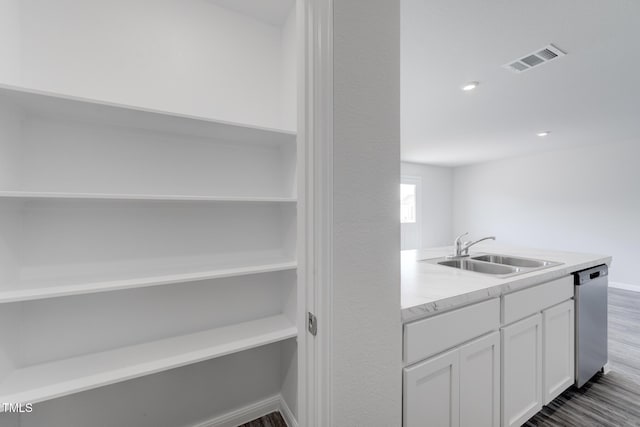 124 Landon Pl, Roxboro, NC 27573 - interior space with a sink and visible vents