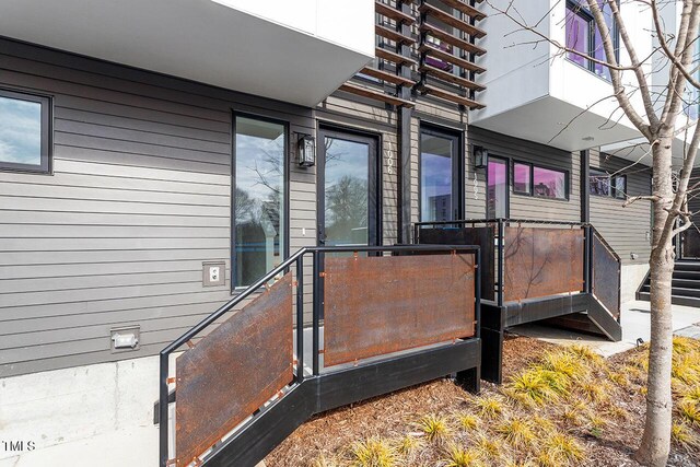 view of property exterior