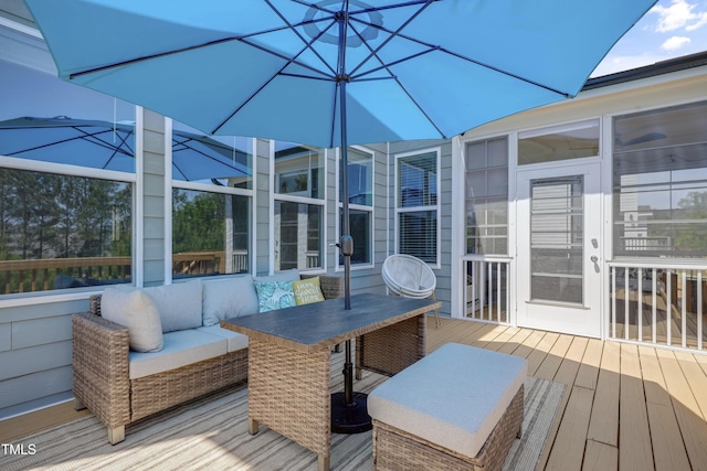 sunroom / solarium with a healthy amount of sunlight