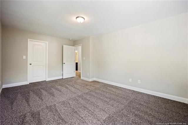 915 Carolina Ave, Fayetteville, NC 28301 - carpeted spare room with baseboards