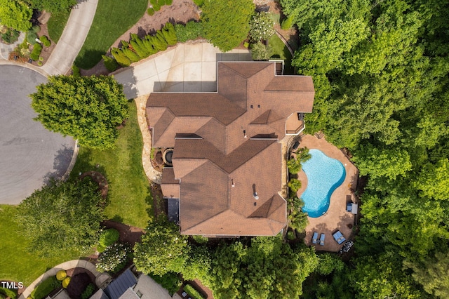 3601 Nightfall Ct, Raleigh, NC 27607 - aerial view of a pool area