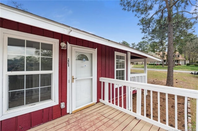 doorway to property with a porch