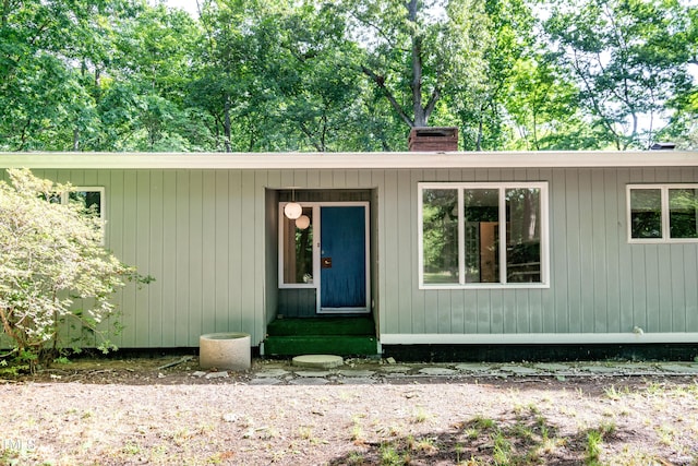 5213 Tomahawk Trl, Raleigh, NC 27610 - view of front of property with a chimney