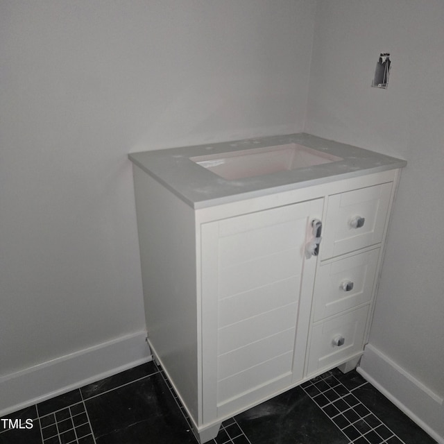 305 E Harnett St, Benson, NC 27504 - photo 16