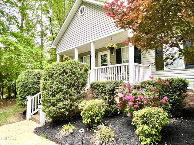 view of front of property with covered porch