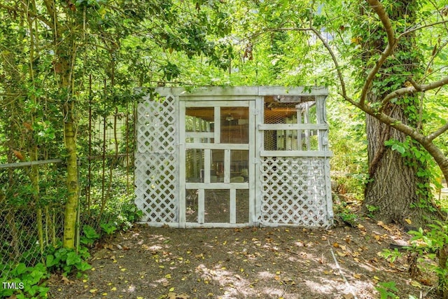 2904 Sprucewood Dr, Durham, NC 27707 - view of poultry coop