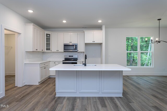 3258 Yorkshire Cir, Sanford, NC 27332