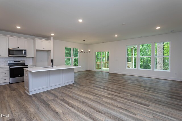 3258 Yorkshire Cir, Sanford, NC 27332