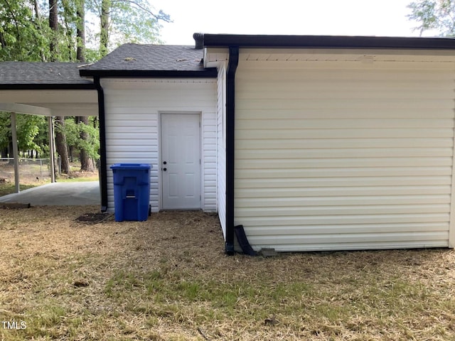 502 Burton St, Fuquay Varina, NC 27526 - view of garage