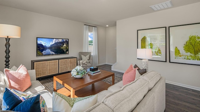 196 Ethel Ln, Angier, NC 27501 - living area featuring baseboards, recessed lighting, wood finished floors, and visible vents