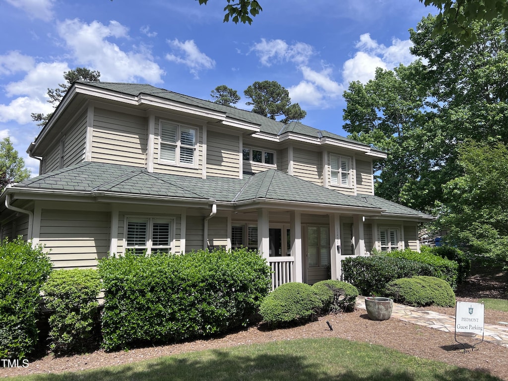 prairie-style home featuring covered porch