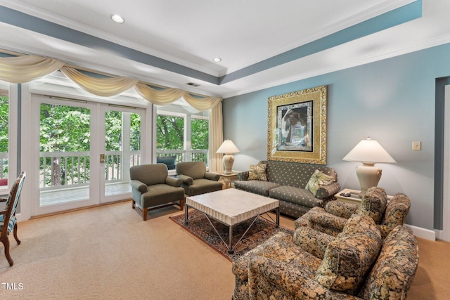 living room featuring carpet floors, crown molding, healthy amount of natural light, and recessed lighting