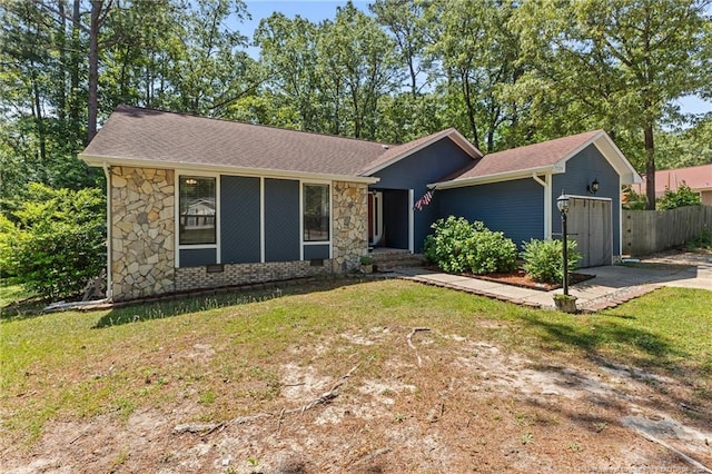 7129 Calamar Dr, Fayetteville, NC 28314 - photo 3