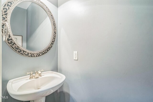 95 Live Oak Dr, Louisburg, NC 27549 - bathroom featuring a sink
