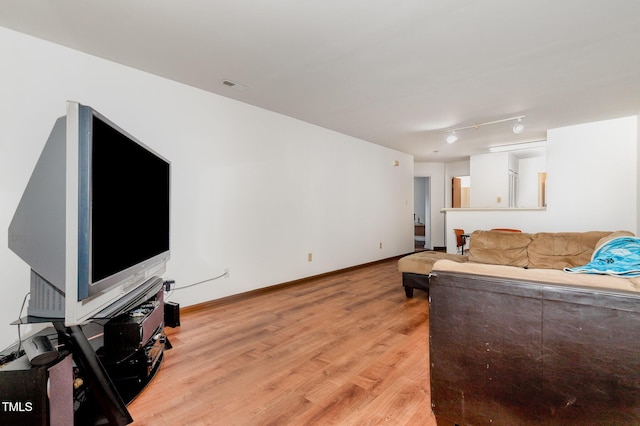 4907 Hollenden Dr Unit 106, Raleigh, NC 27616 - photo 10