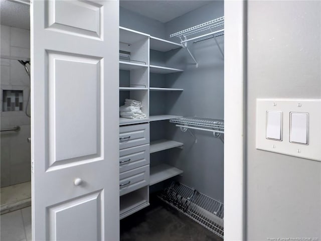 6739 Irongate Dr Unit B, Fayetteville, NC 28306 - view of walk in closet