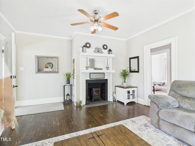 3609 Creekridge Country Rd, Randleman, NC 27317 - living room featuring crown molding, baseboards, ceiling fan, and wood finished floors