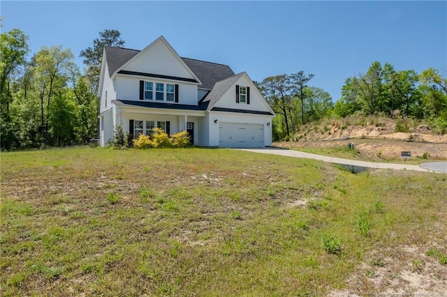 537 Kivett Ct, Fayetteville, NC 28312 - view of front facade featuring driveway and a front yard