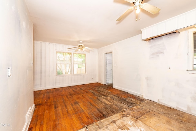 spare room featuring ceiling fan and wood-type flooring