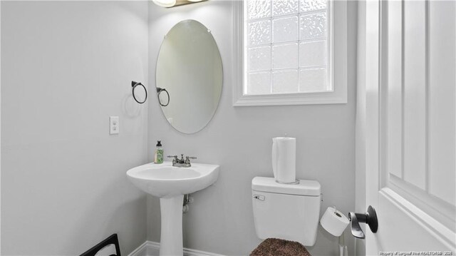 56 N Skipping Pines Ct, Spring Lake, NC 28390