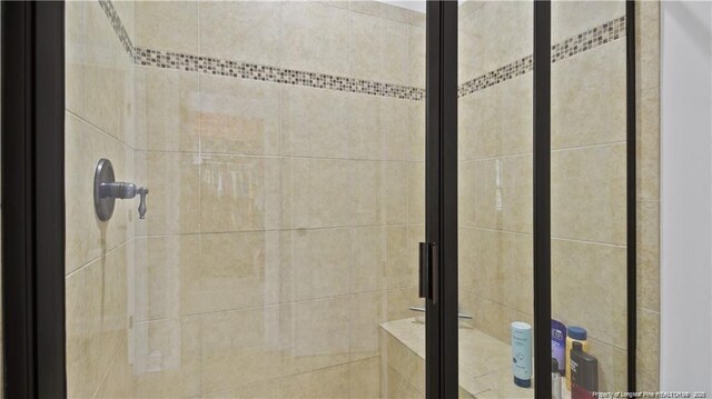 56 N Skipping Pines Ct, Spring Lake, NC 28390