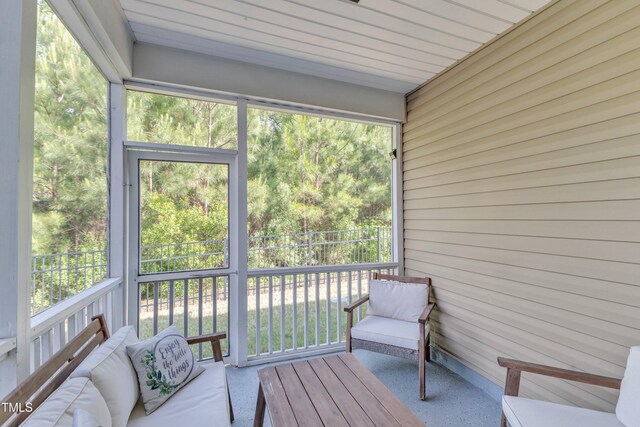 416 Durants Neck Ln, Morrisville, NC 27560 - sunroom featuring an outdoor living space