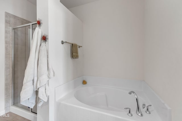 416 Durants Neck Ln, Morrisville, NC 27560 - bathroom featuring a shower stall and a garden tub