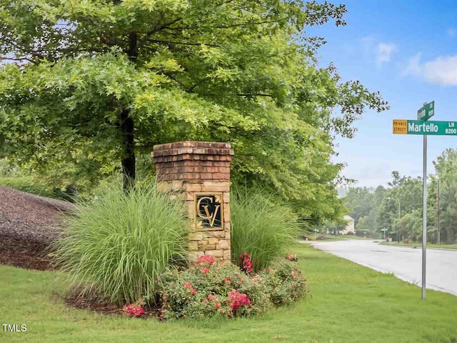 8219 Martello Ln, Raleigh, NC 27613 - community / neighborhood sign featuring a lawn