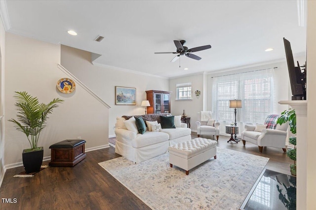 living room with ceiling fan, dark wood-style floors, ornamental molding, baseboards, and recessed lighting