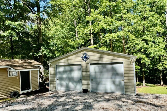 96 Holly Cir, Henderson, NC 27537 - photo 5