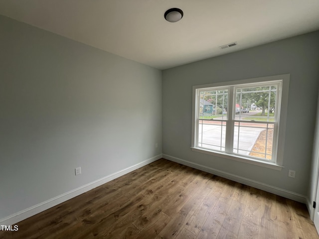 512 S Vance St, Fremont, NC 27830 - photo 15