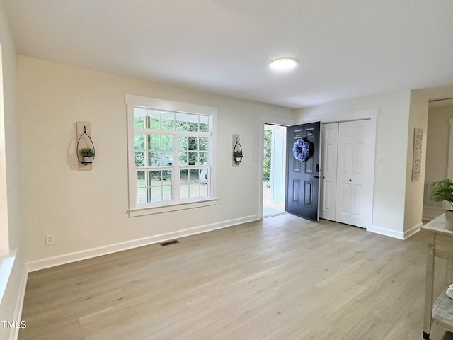 116 Lumpkin St, Raleigh, NC 27610 - foyer featuring wood finished floors and baseboards